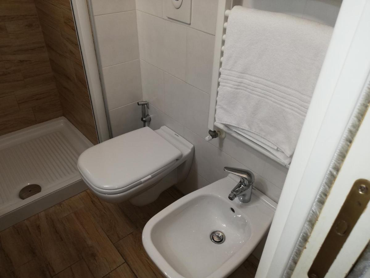 Al Rosa Antico Hotel Monopoli Luaran gambar