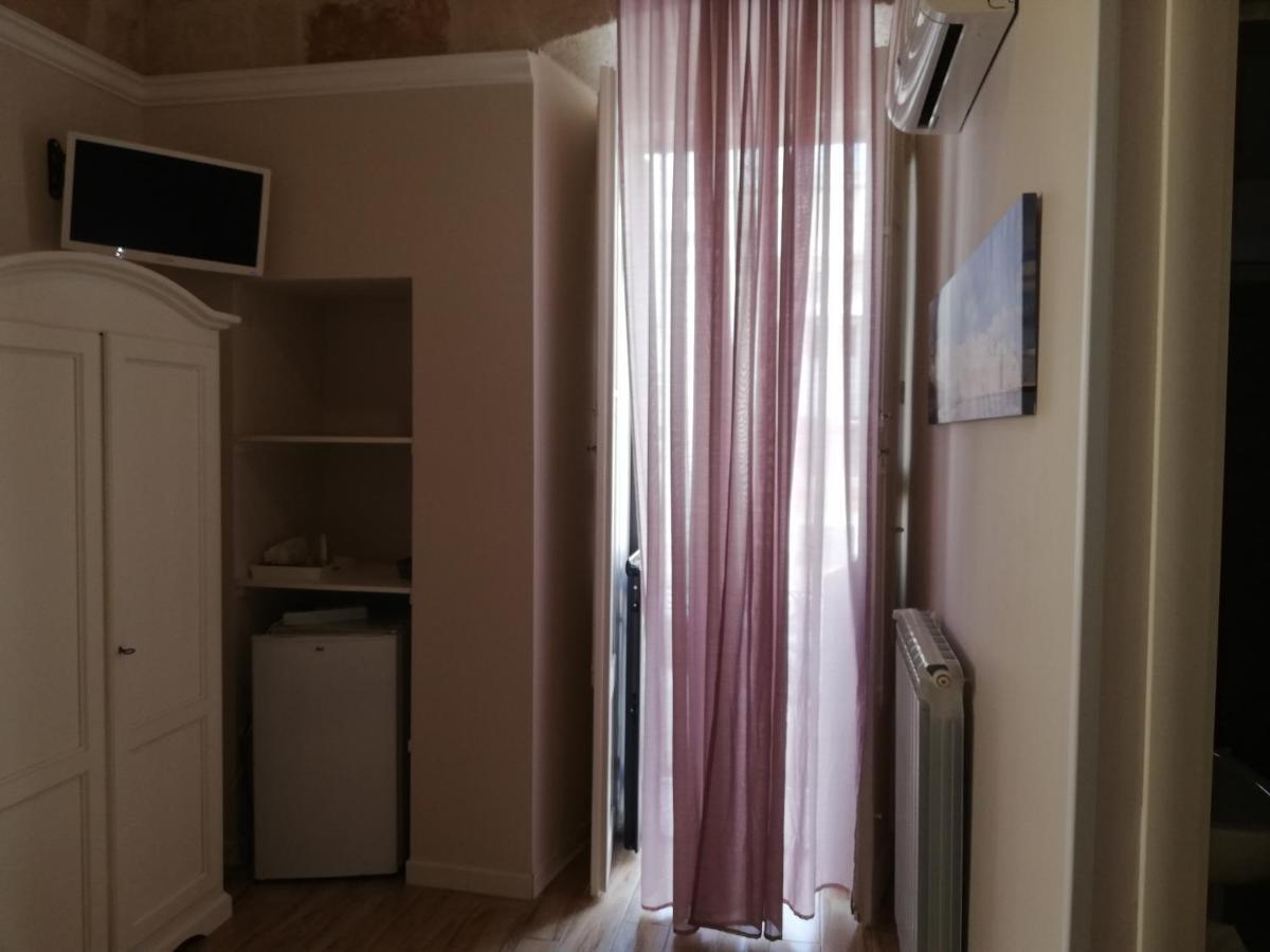 Al Rosa Antico Hotel Monopoli Luaran gambar