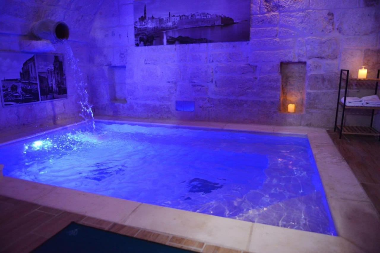 Al Rosa Antico Hotel Monopoli Luaran gambar