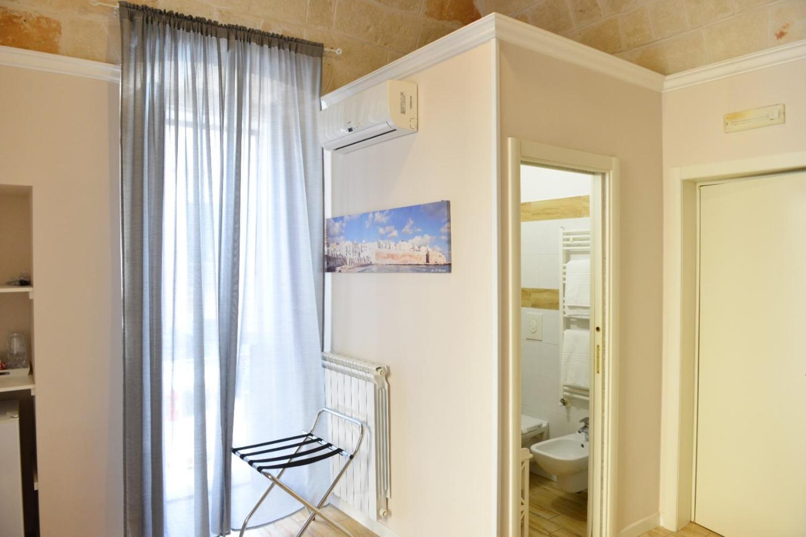 Al Rosa Antico Hotel Monopoli Luaran gambar
