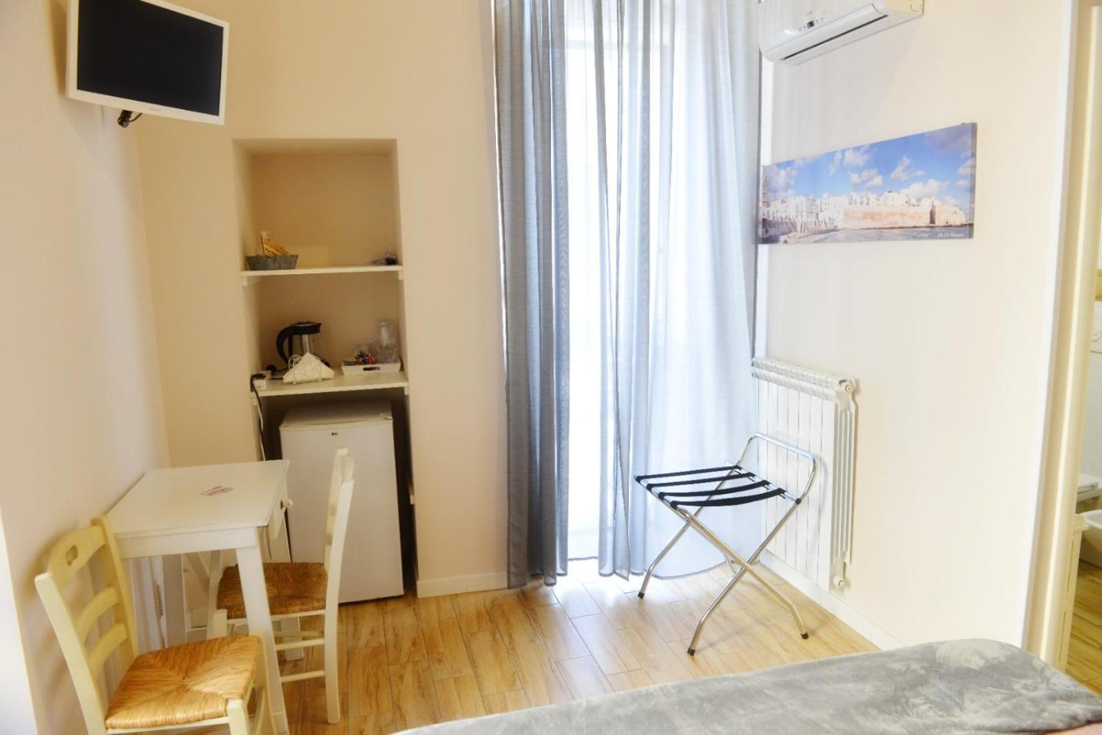 Al Rosa Antico Hotel Monopoli Luaran gambar